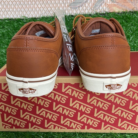 Vans Men’s Atwood
(Leather)Brown/Mashmallow
VN0A327LLYV
Sneakers - Picture 14 of 16